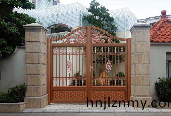 彆(bie)墅大門 