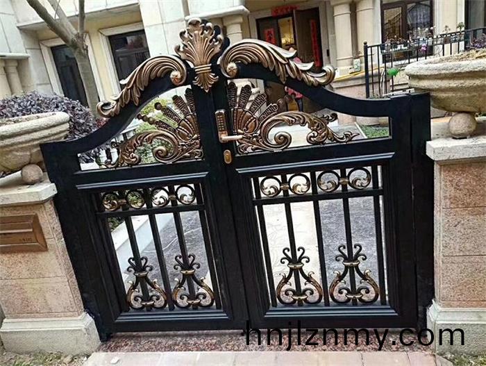  鋁藝(yi)大門 推薦(jian)