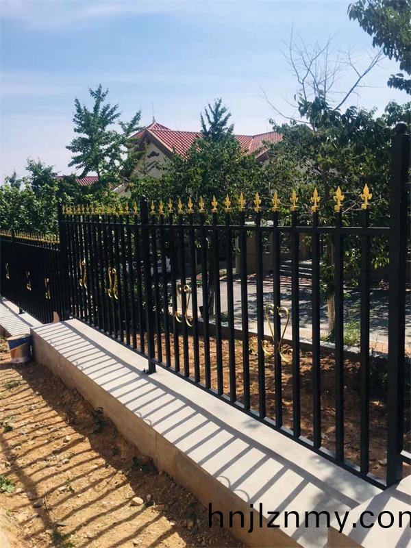 鐵(tie)藝欄桿(gan)安裝